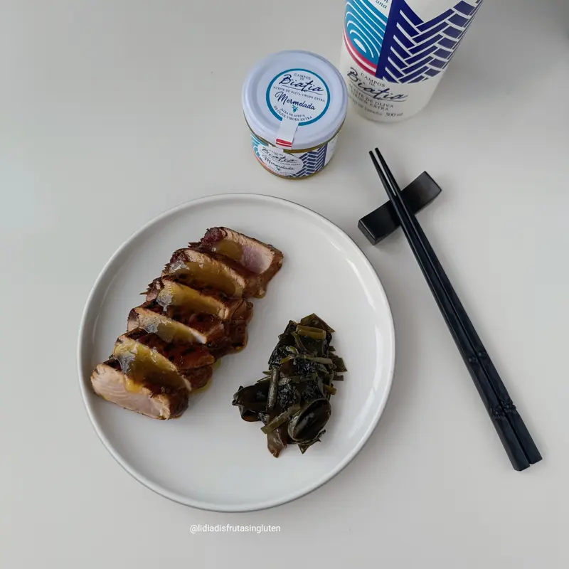 Tataki de bonito al jengibre con mermelada de AOVE. Imagen 02