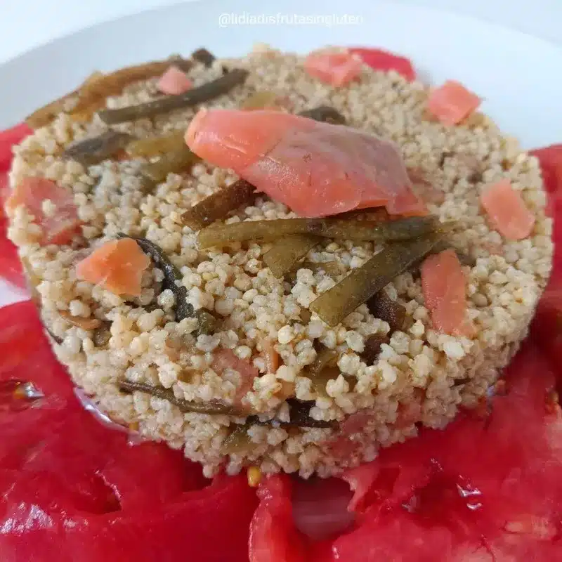 Ensalada de mijo con algas y salmón ahumado. Imagen 03
