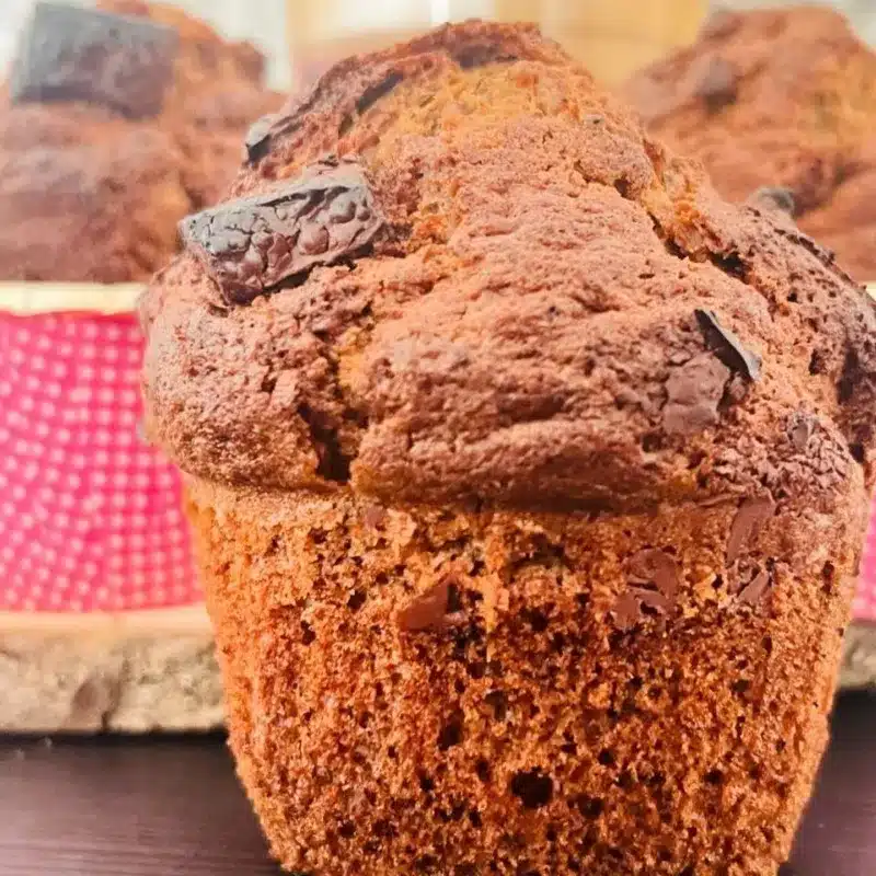 Muffins de cacao chocolate y galleta lotus. Imagen 03