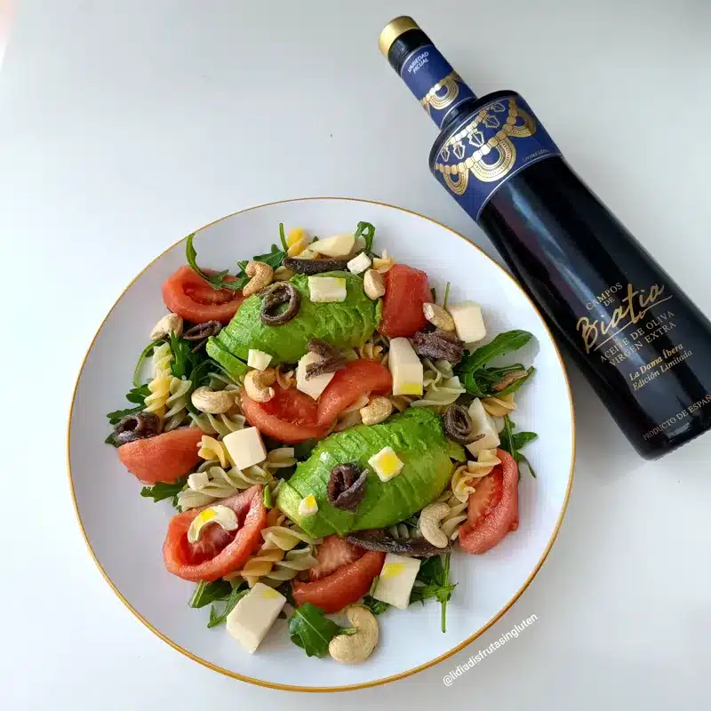 Ensalada de pasta sin gluten con rúcula. Imagen 09