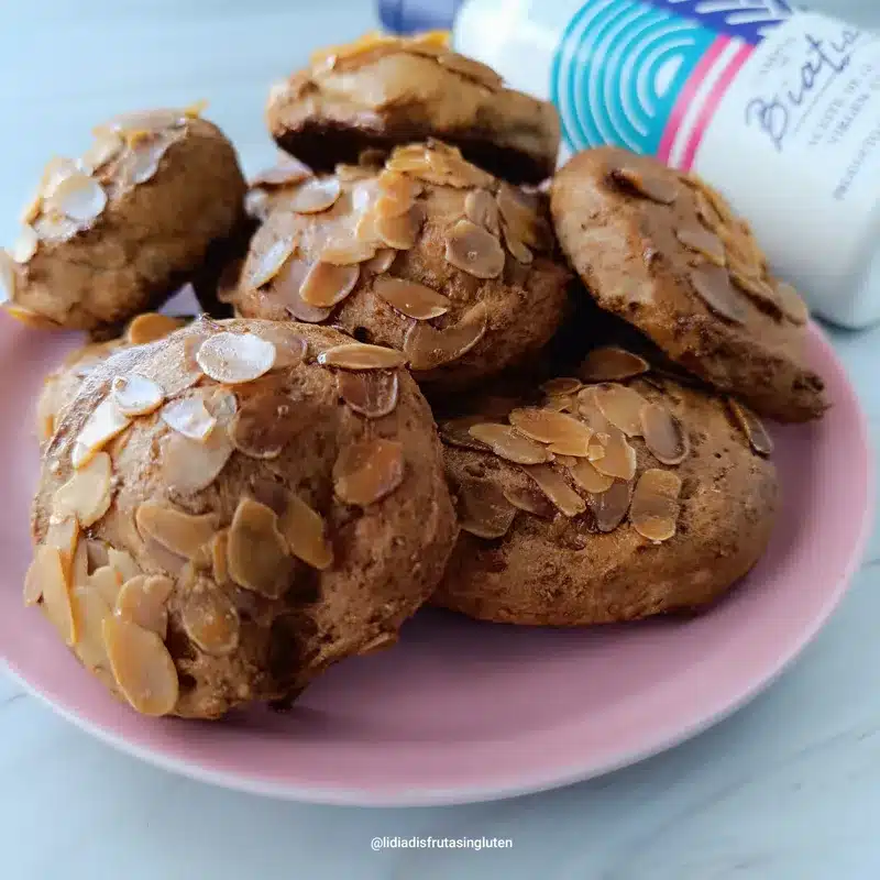 Panecillos dulces con almendras y AOVE. Imagen 03