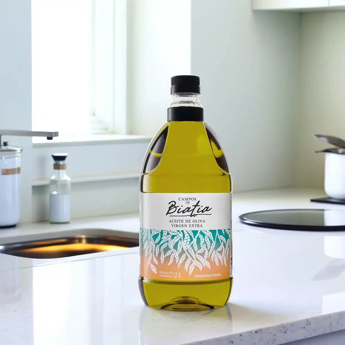 Aceite de oliva virgen extra Campos de Biatia 2L. Garrafa en cocina.