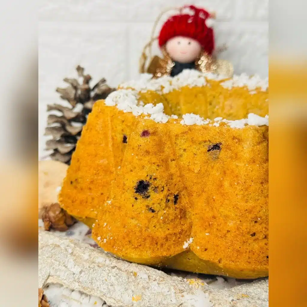 Bizcocho navideño de arándanos y naranja. Imagen 02
